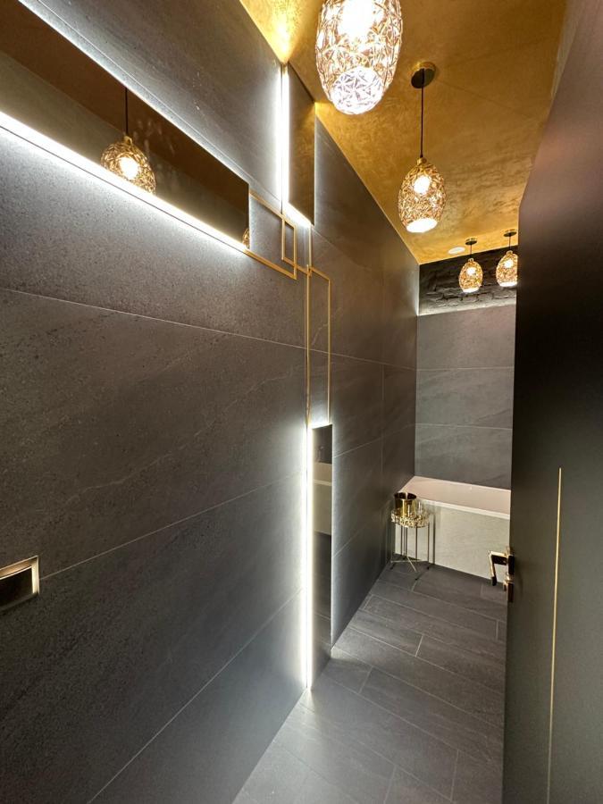 Darkhouse Flaviker Apartment วูดช์ ภายนอก รูปภาพ